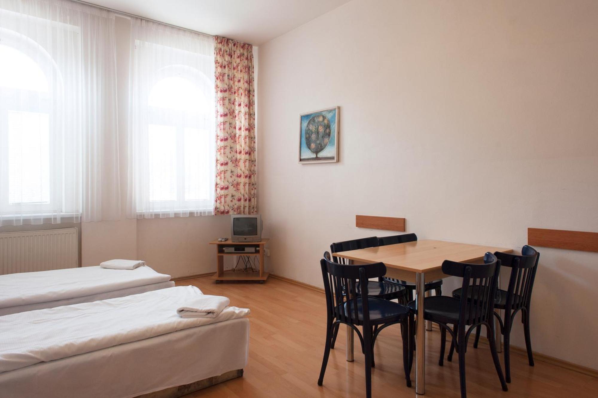 Aparthotel Alea House