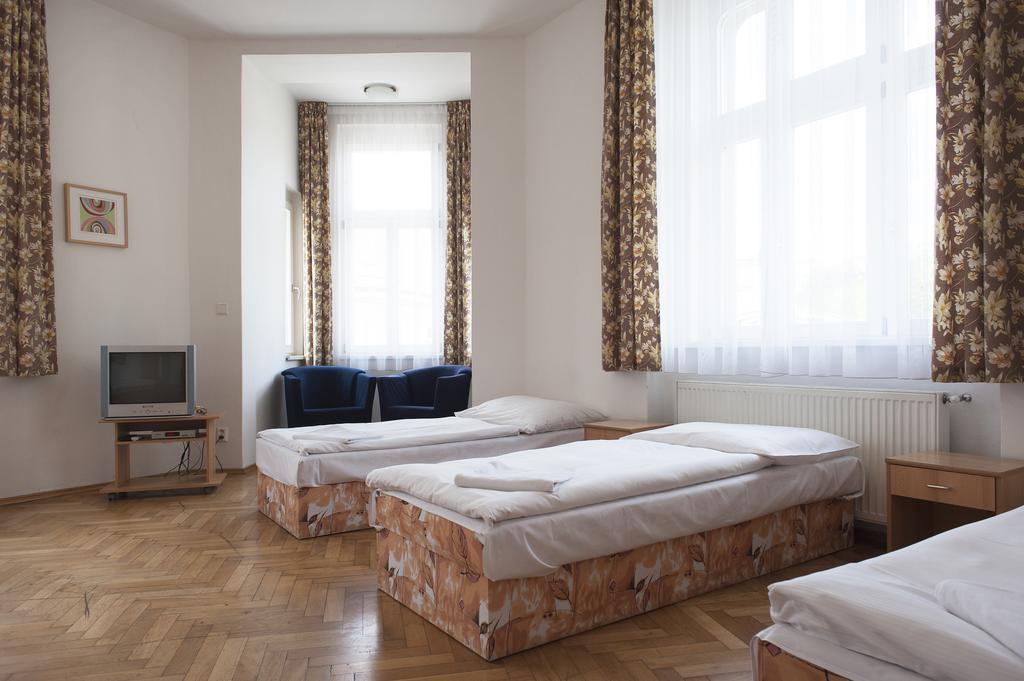 Aparthotel Alea House
