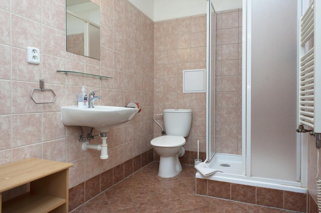 Alea House Aparthotel 3*