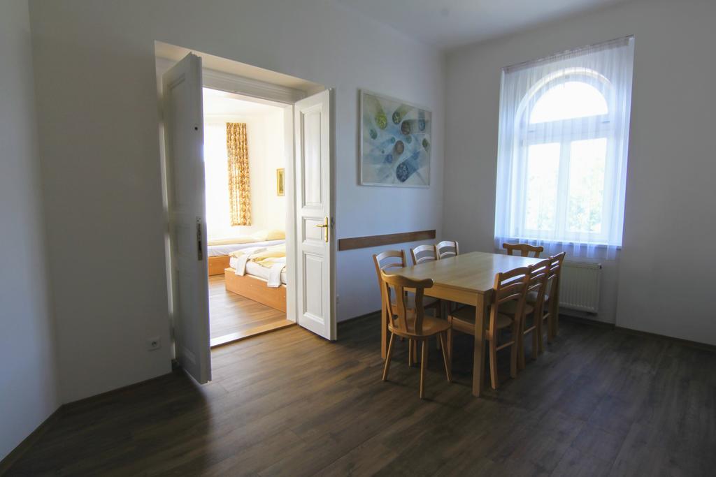 Aparthotel Alea House 3*
